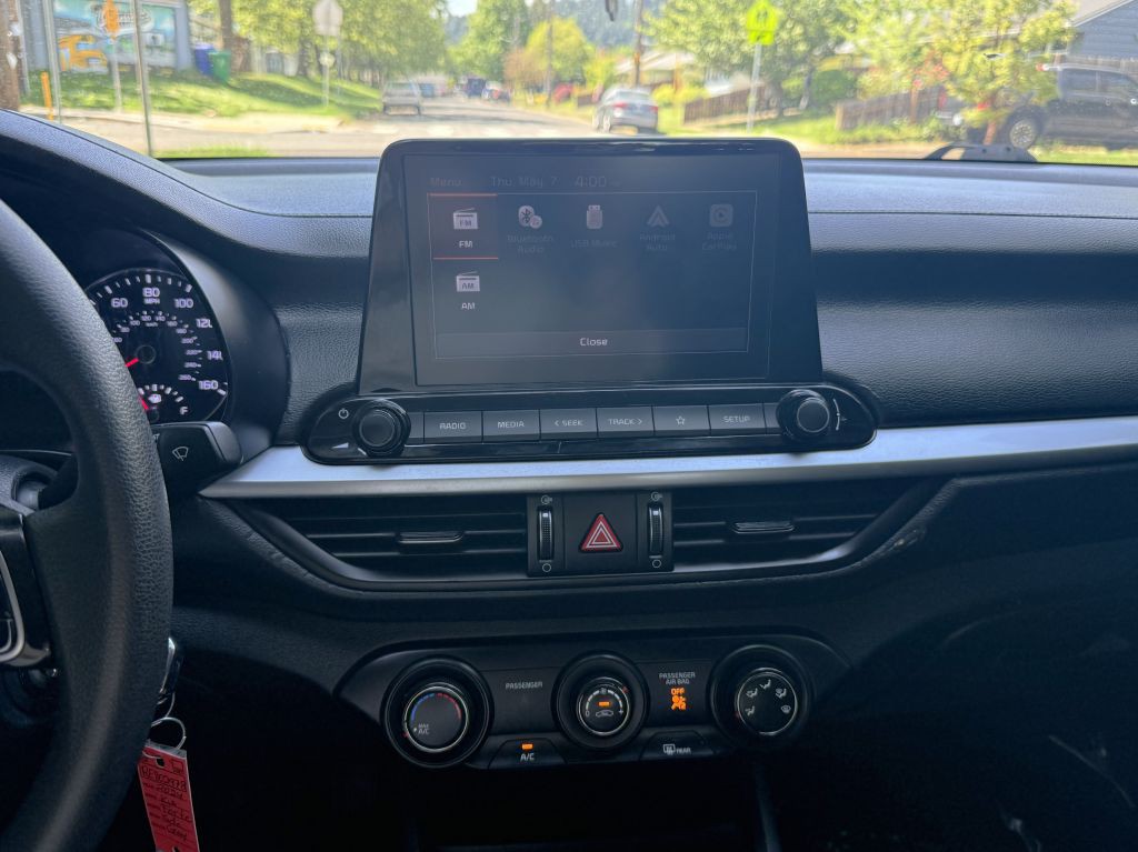 2024 Kia Forte Image 12