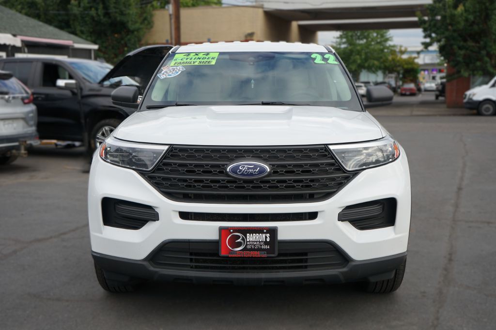 2022 Ford Explorer Image 2