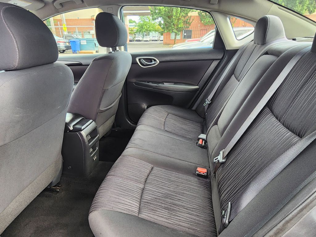 2018 Nissan Sentra Image 13