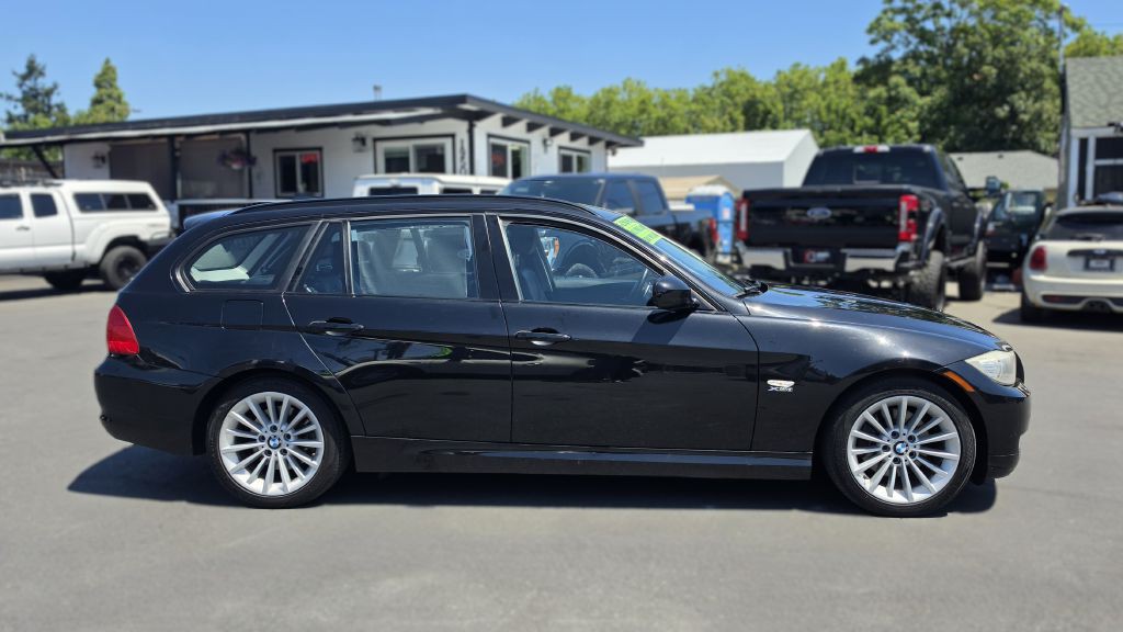 2011 BMW 3 Series Image 7