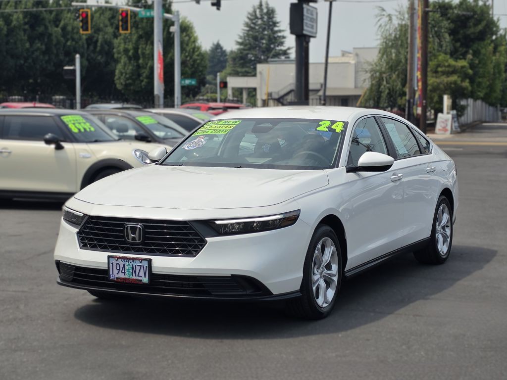 2024 Honda Accord Image 1