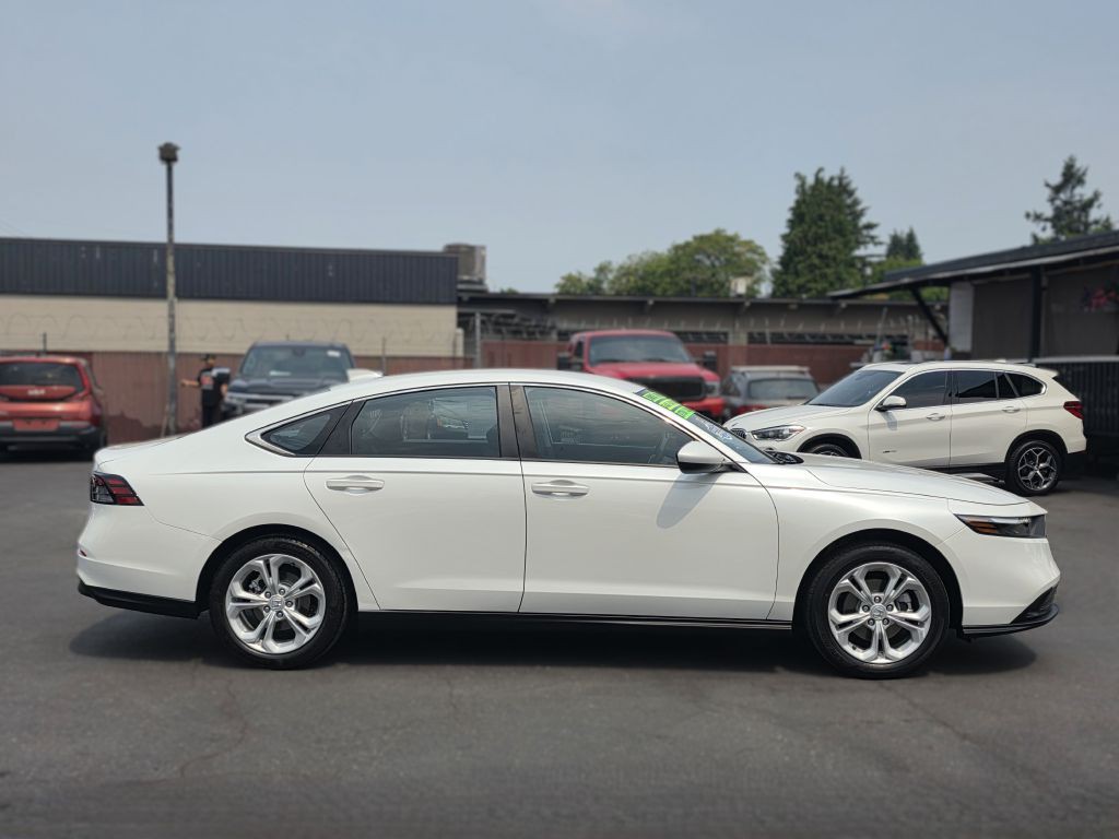 2024 Honda Accord Image 8