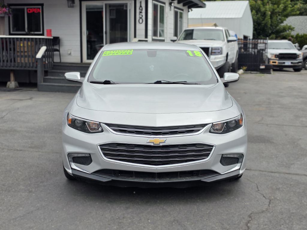 2018 Chevrolet Malibu Image 2