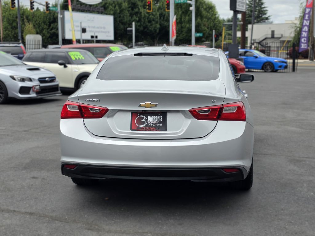 2018 Chevrolet Malibu Image 5