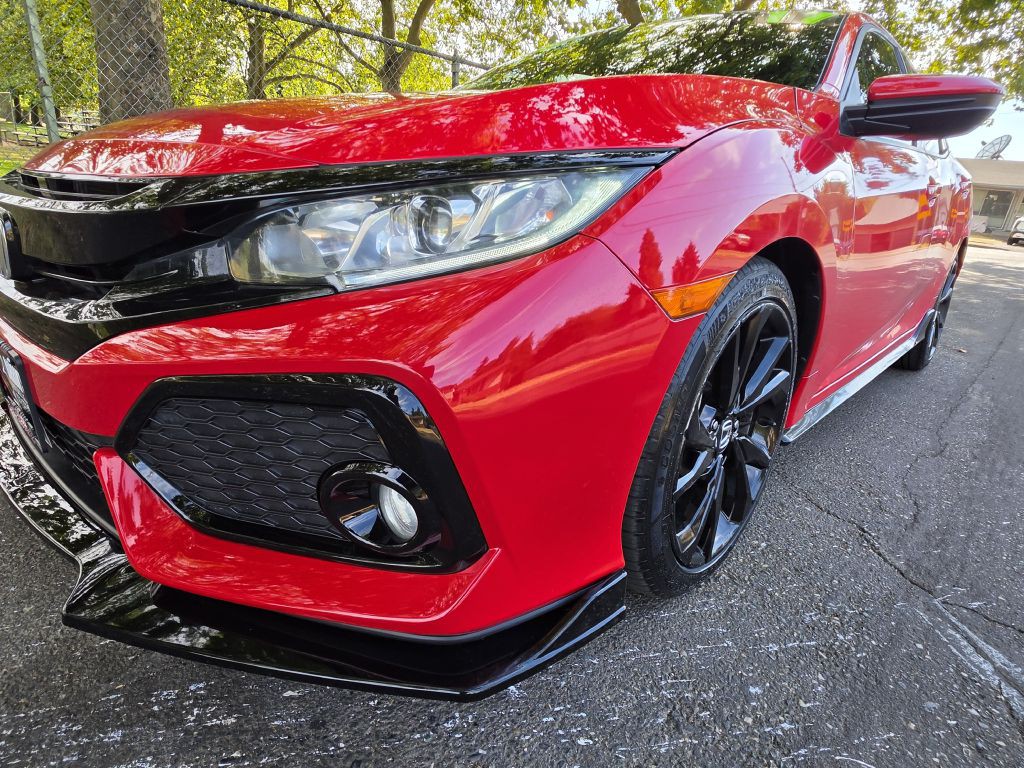 2017 Honda Civic Image 9