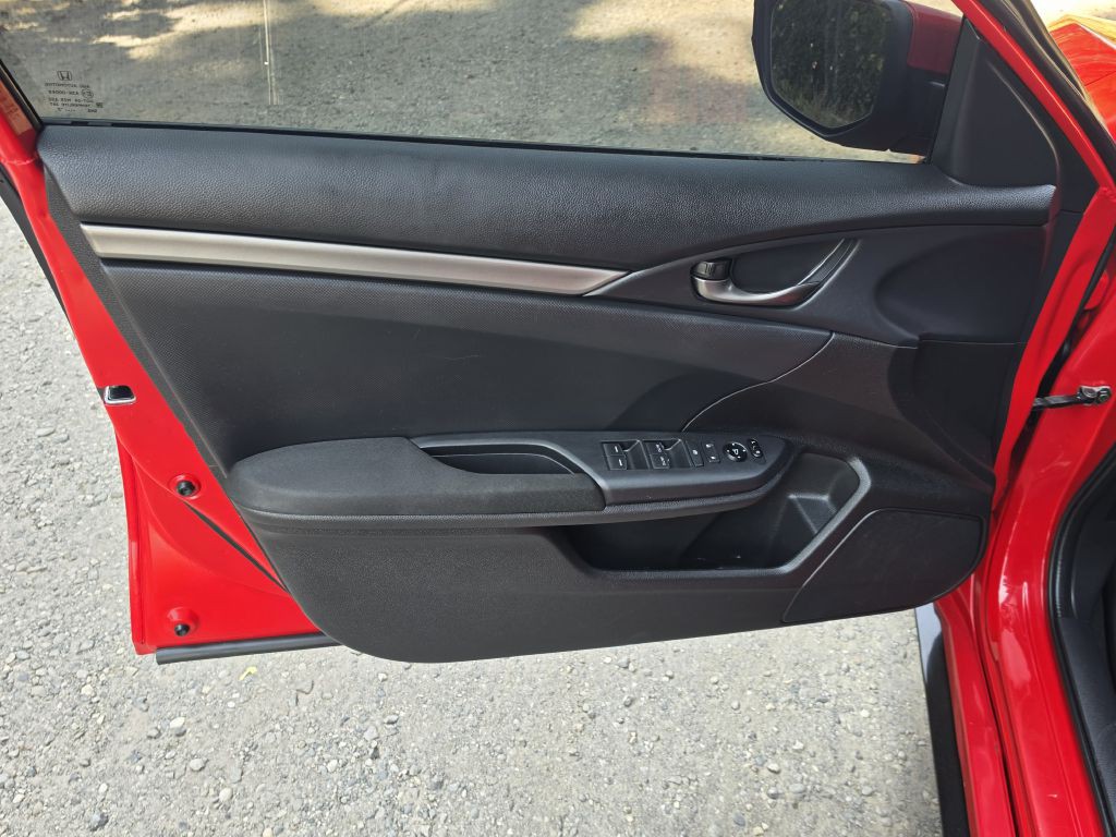 2017 Honda Civic Image 12