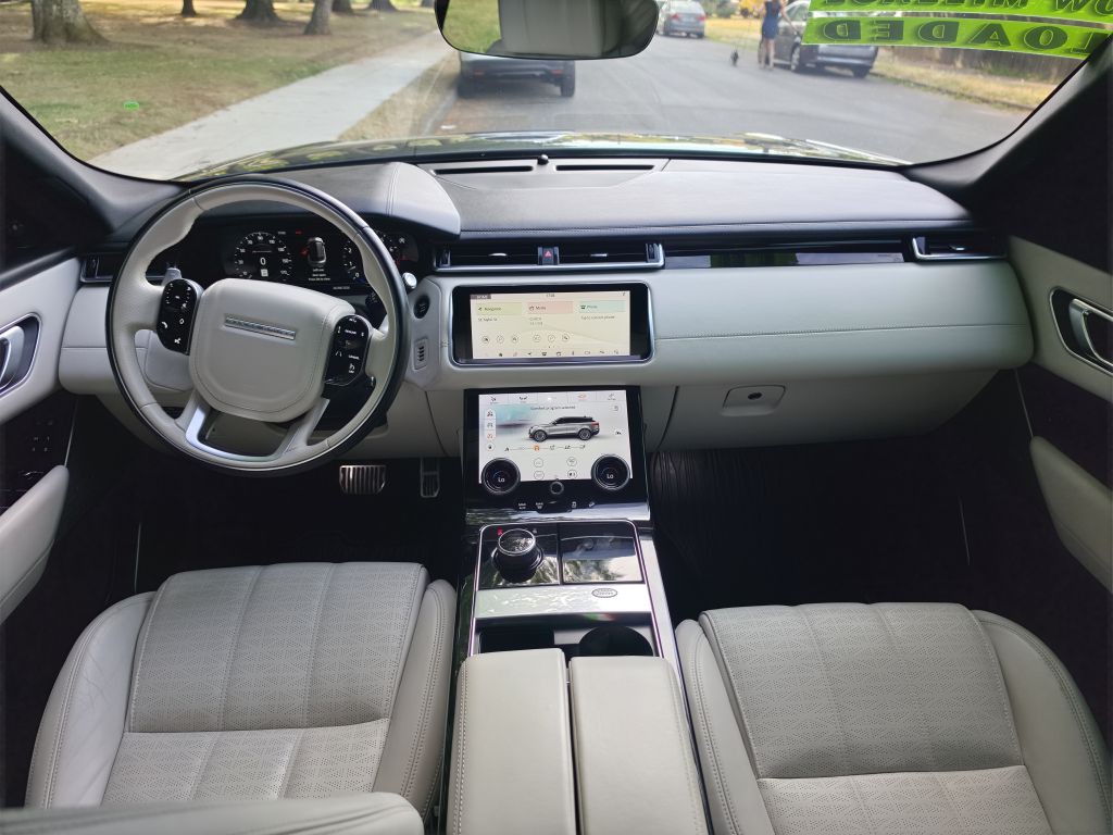 2018 Land Rover Range Rover Image 16