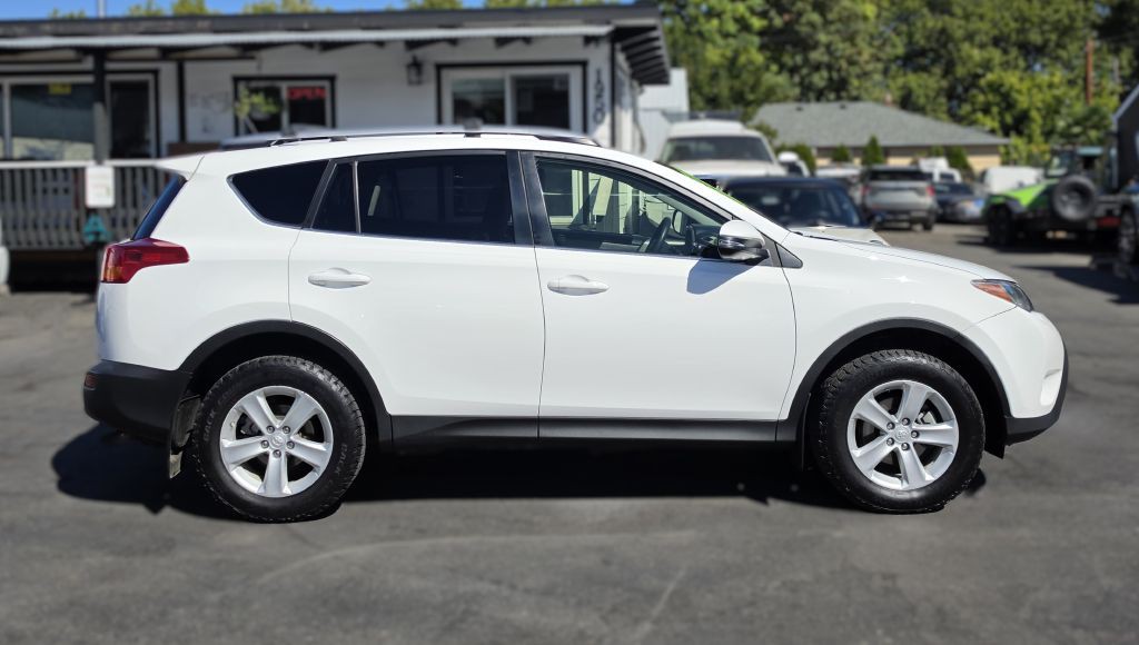 2014 Toyota Rav4 Image 7