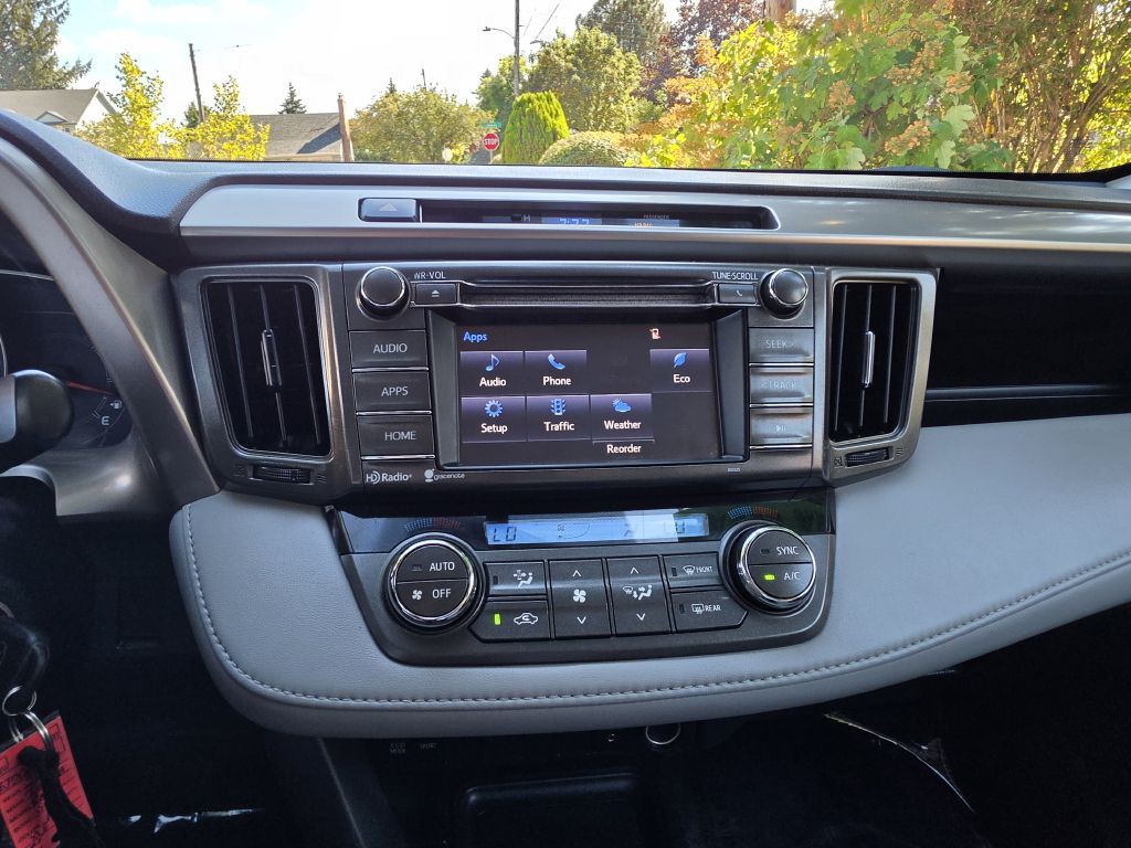 2014 Toyota Rav4 Image 11
