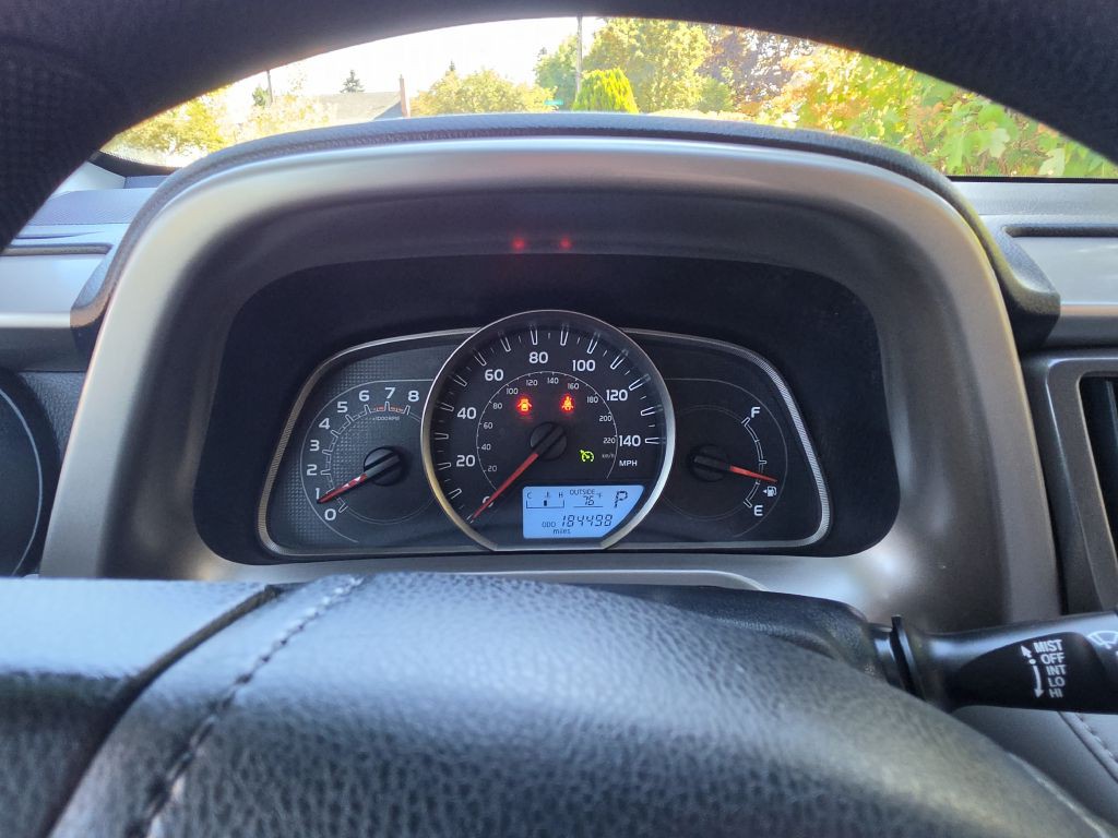 2014 Toyota Rav4 Image 12