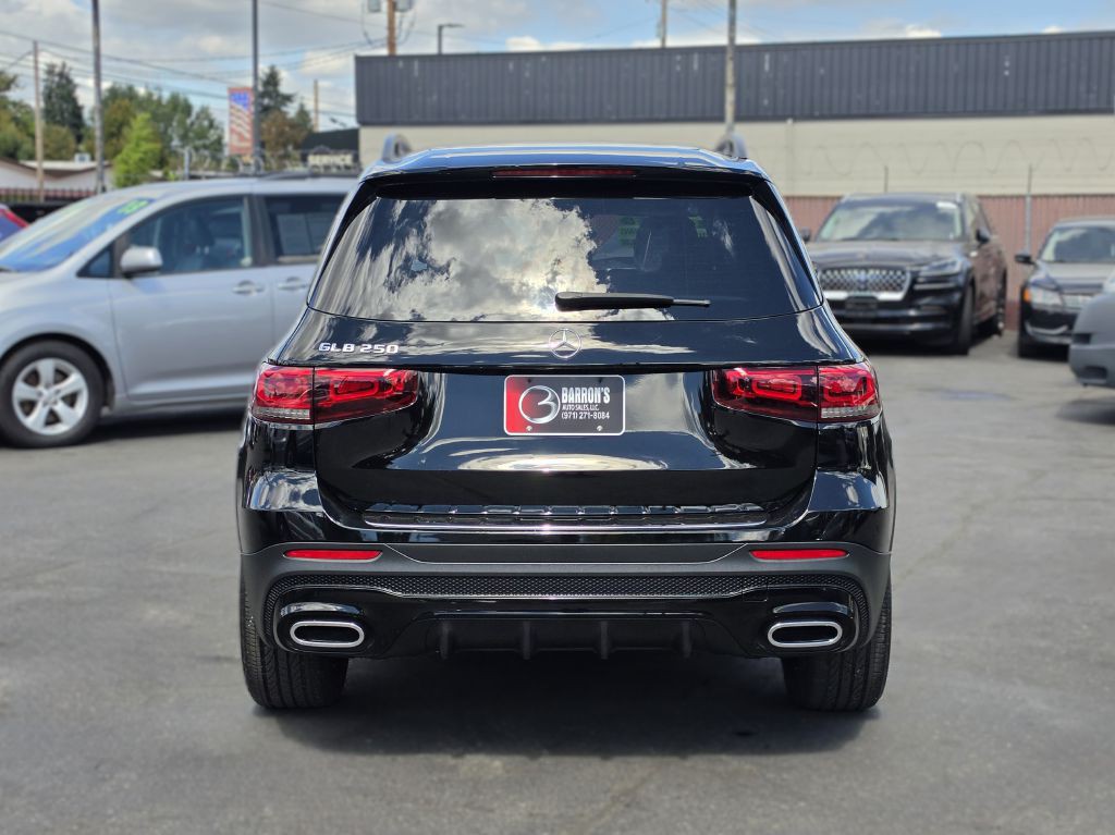 2021 Mercedes-Benz GLB Image 6