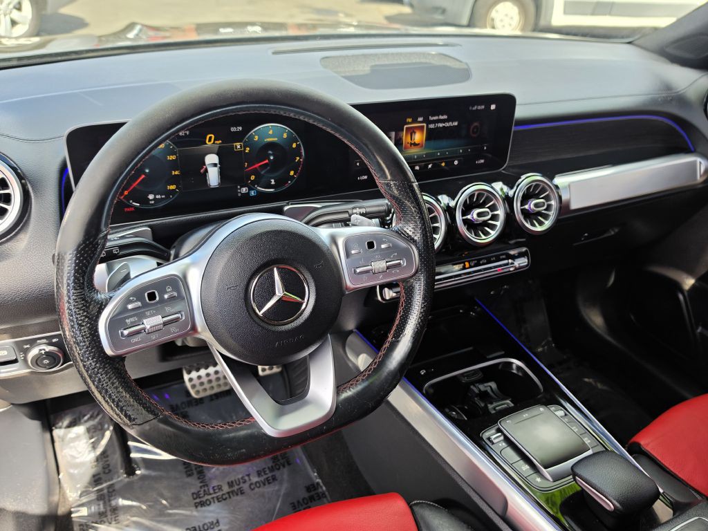 2021 Mercedes-Benz GLB Image 17