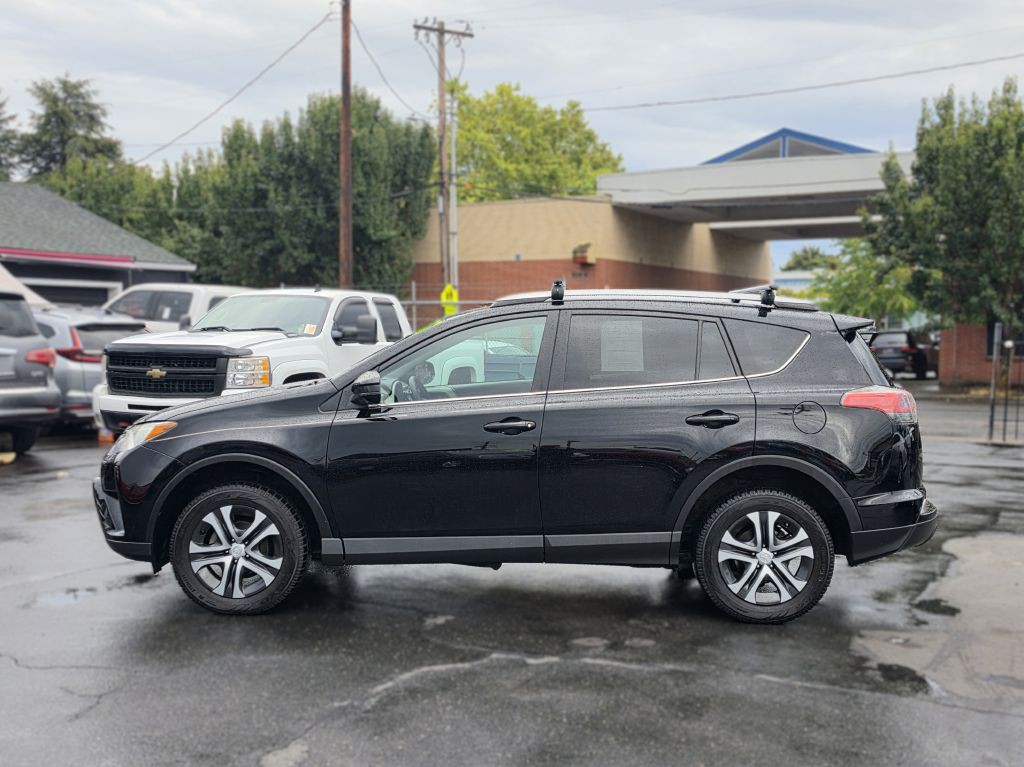 2017 Toyota Rav4 Image 4