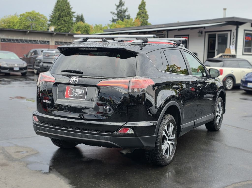 2017 Toyota Rav4 Image 7