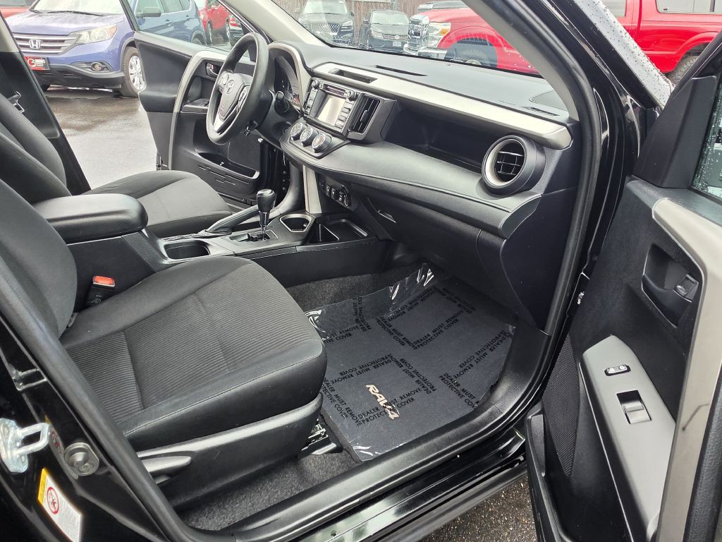 2017 Toyota Rav4 Image 15
