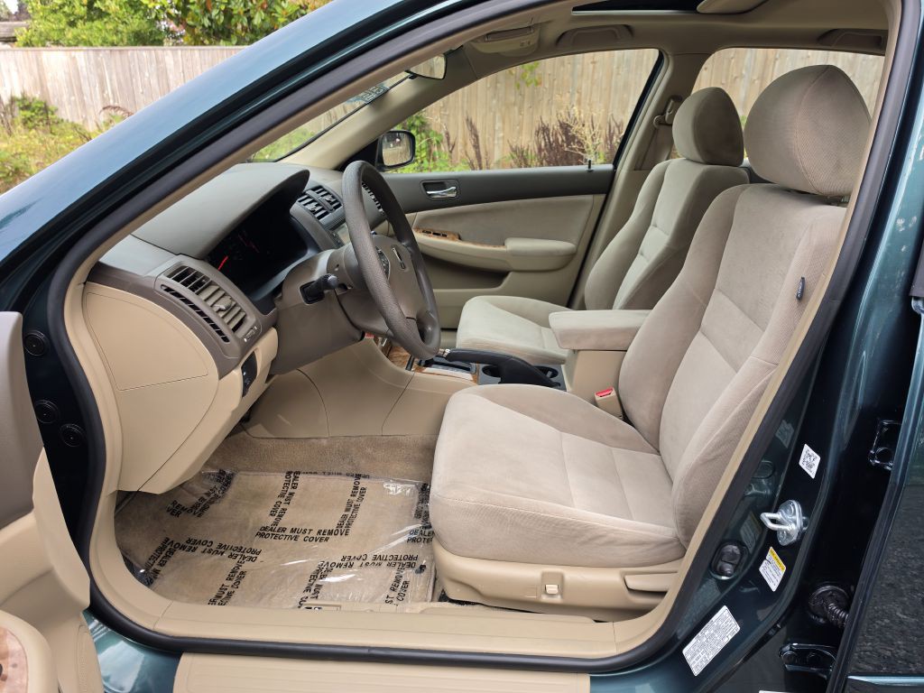2003 Honda Accord Image 12
