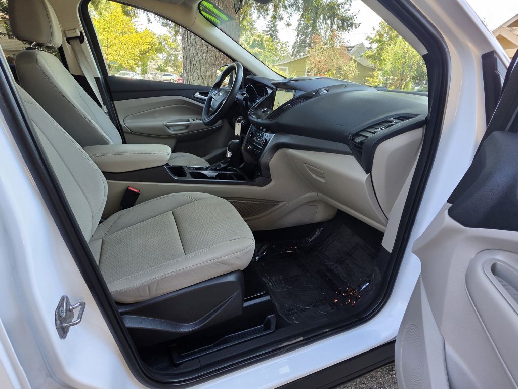 2017 Ford Escape Image 14