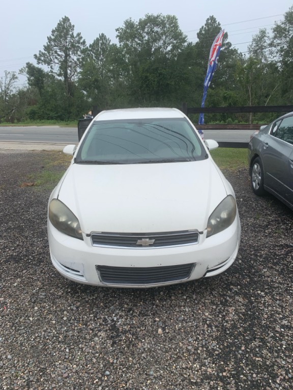 2011 Chevrolet Impala Image 2