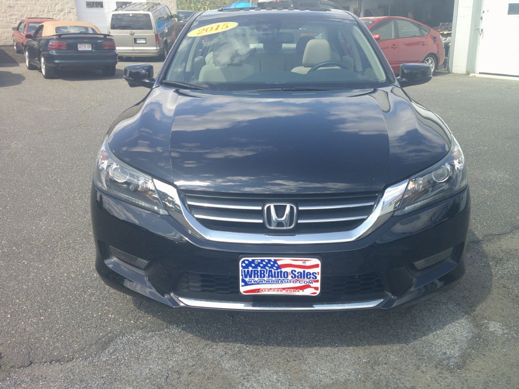2015 Honda Accord Image 2