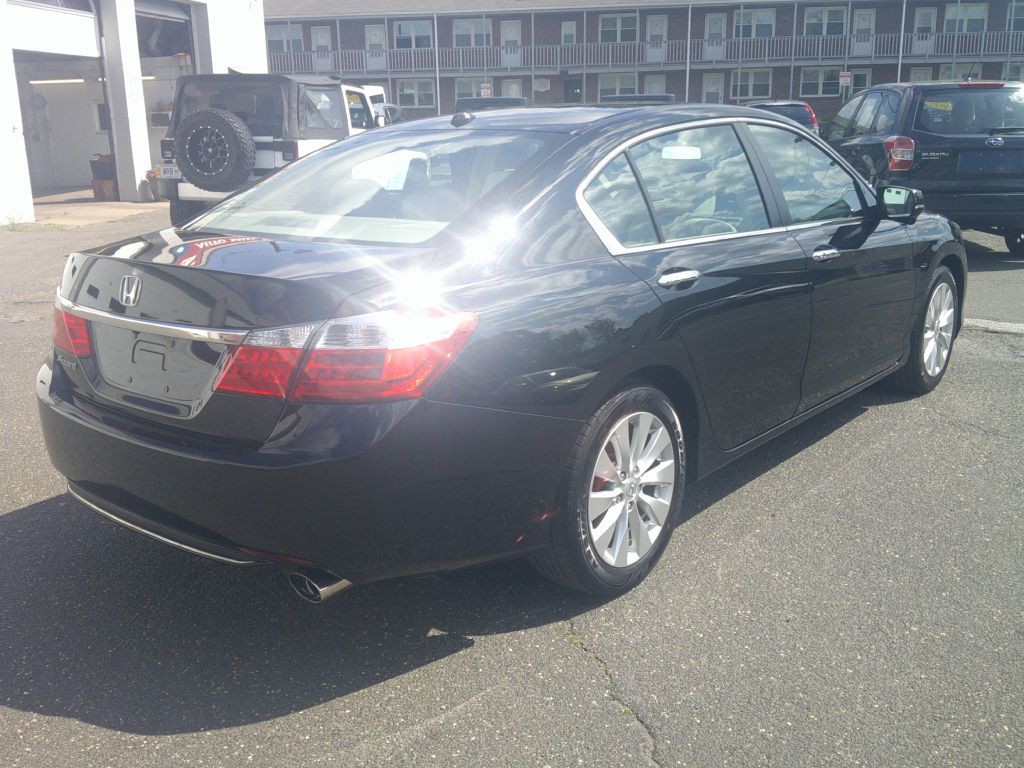 2015 Honda Accord Image 7