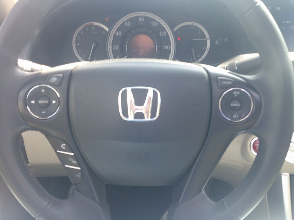 2015 Honda Accord Image 20
