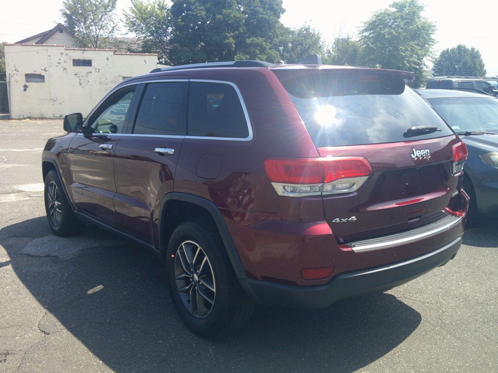 2017 Jeep Grand Cherokee Image 4