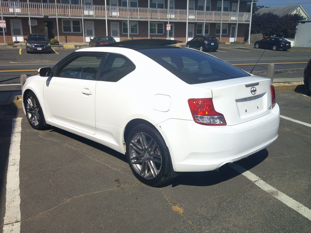 2012 Scion tC Image 3