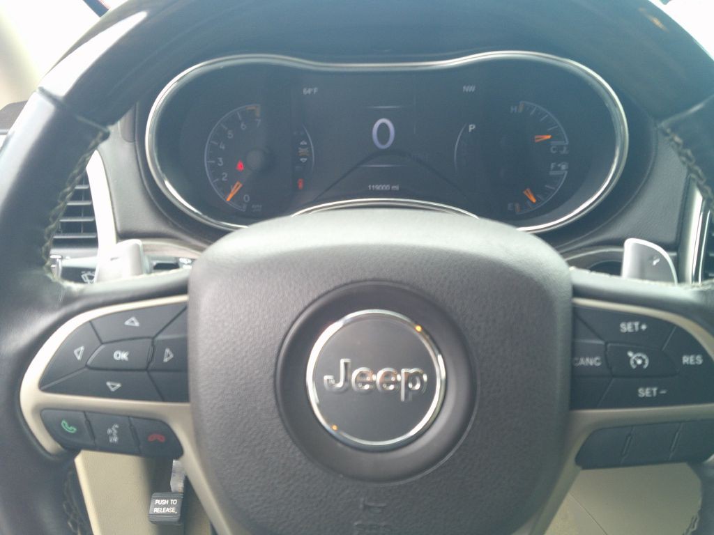 2014 Jeep Grand Cherokee Image 17