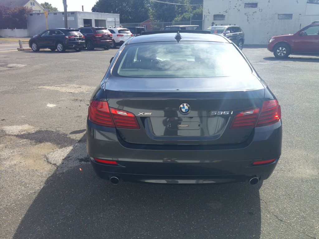 2016 BMW 5 Series Image 6