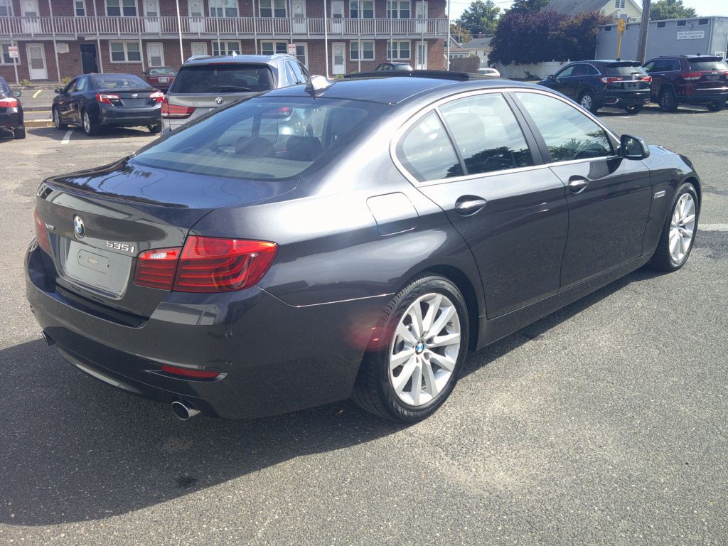 2016 BMW 5 Series Image 7