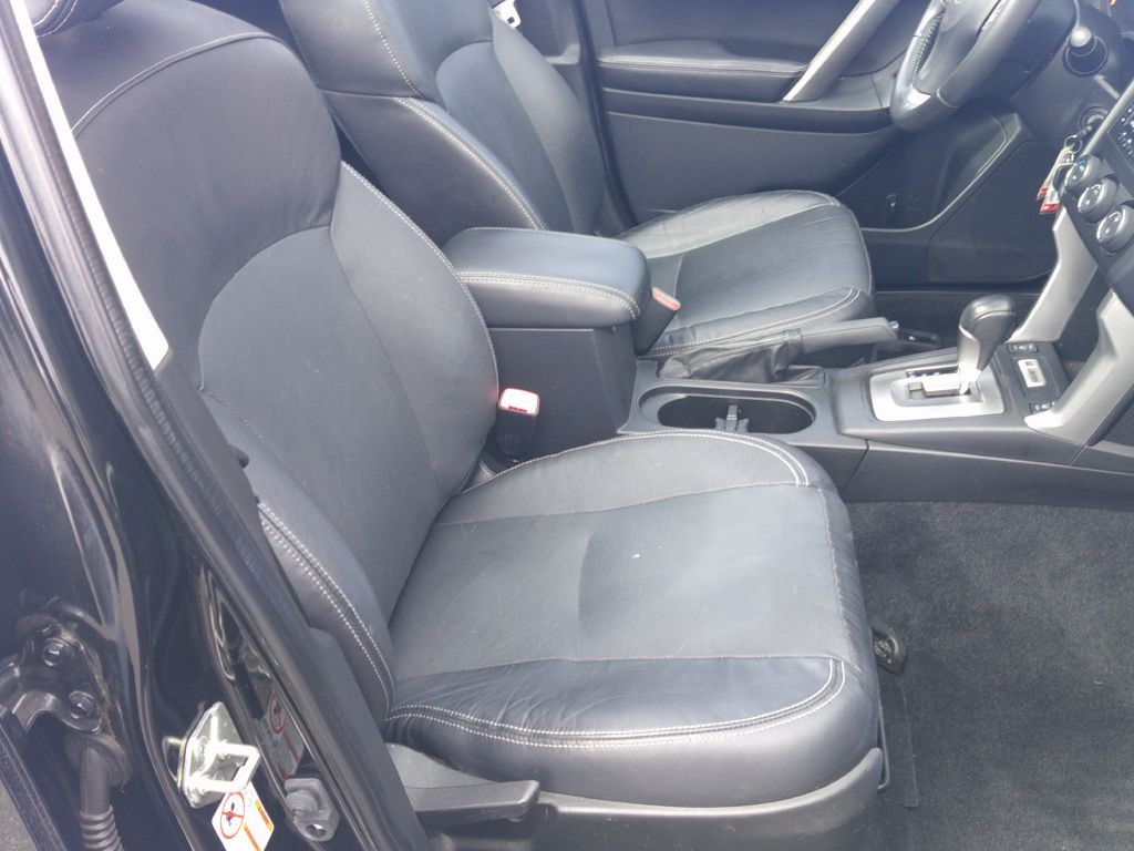 2014 Subaru Forester Image 9