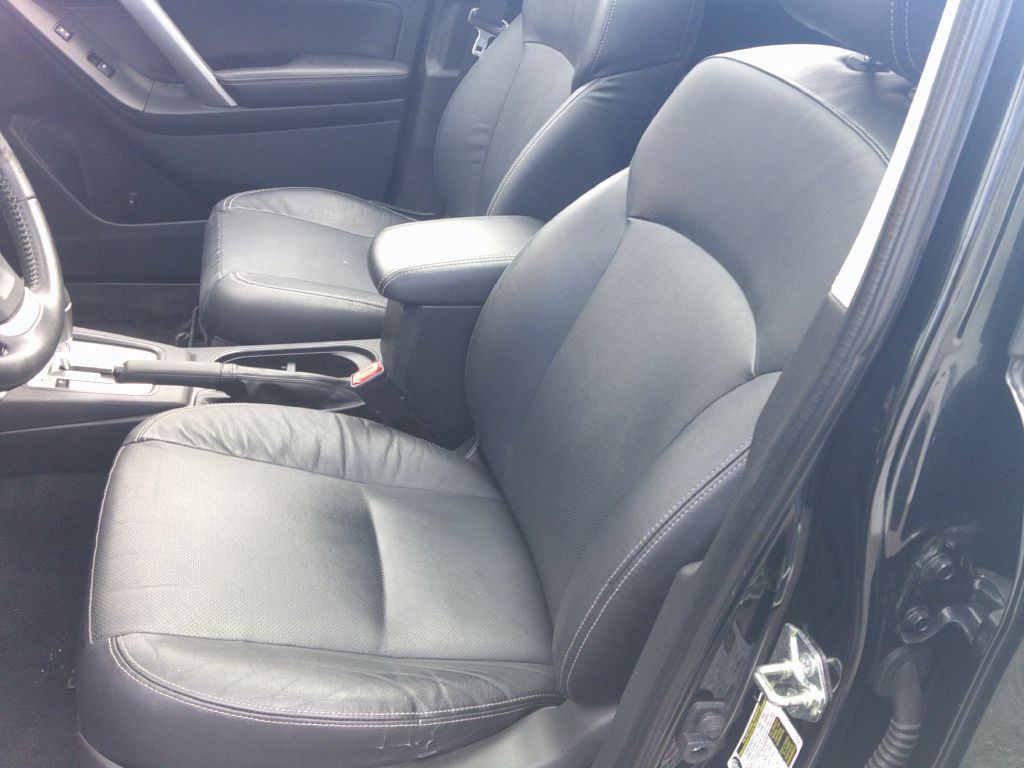 2014 Subaru Forester Image 14