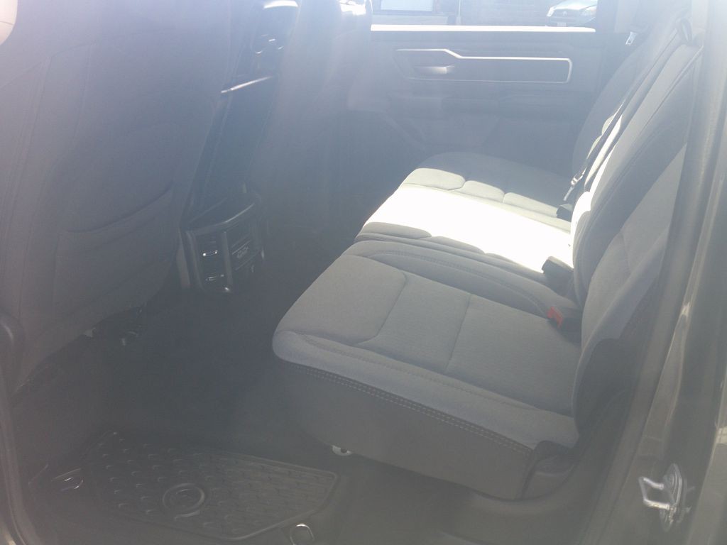 2019 RAM 1500 Image 15