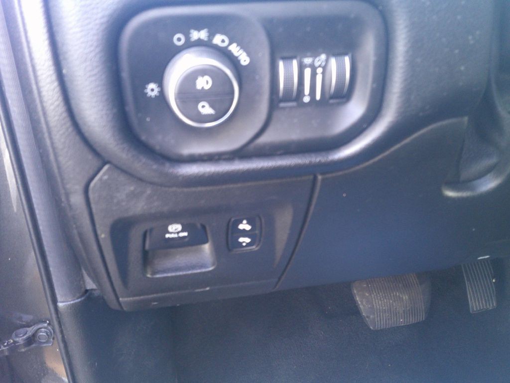 2019 RAM 1500 Image 19