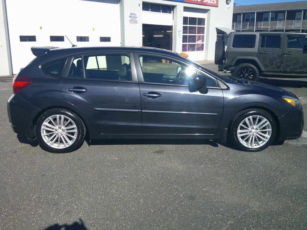 2013 Subaru Impreza Image 5