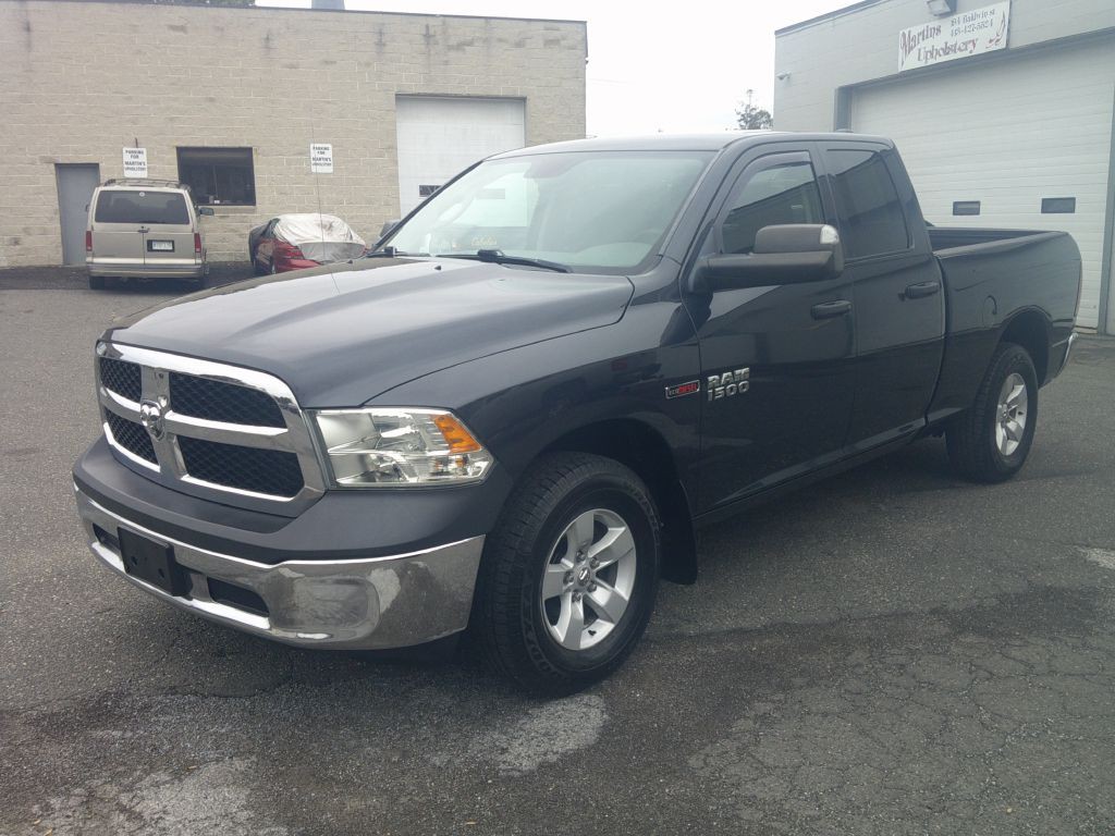 2016 RAM 1500 Image 3