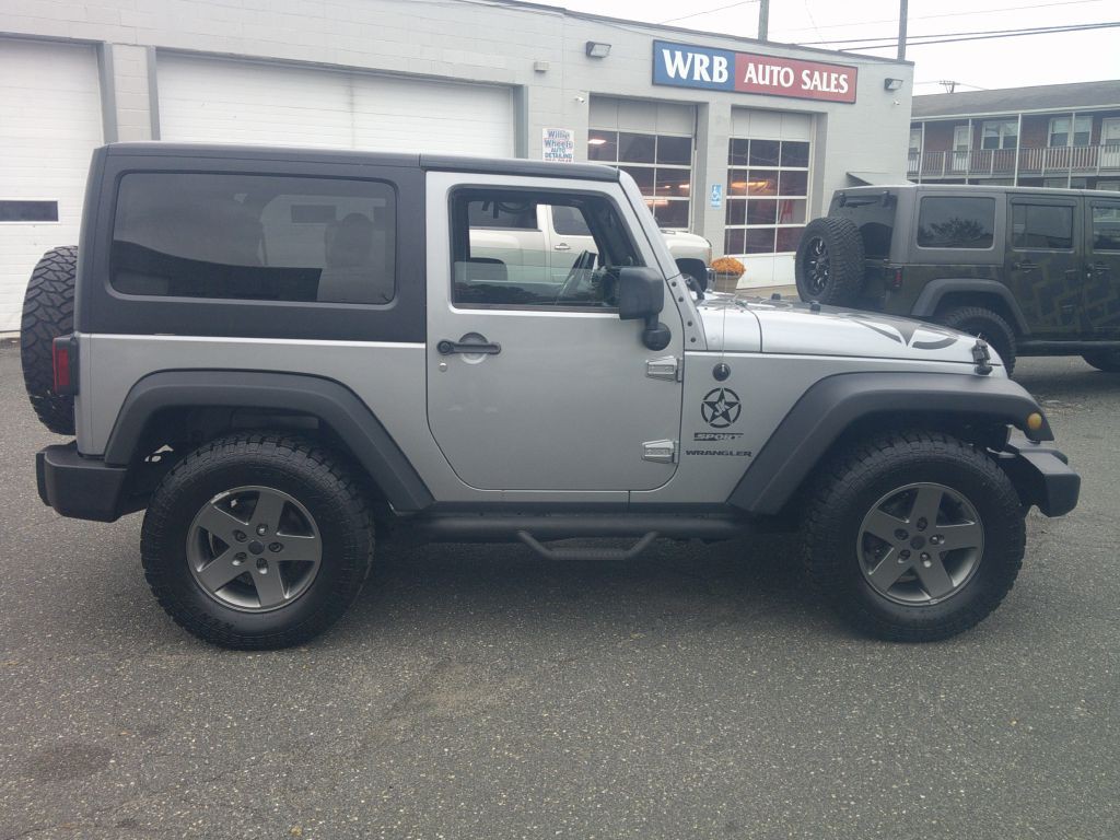 2013 Jeep Wrangler Image 6