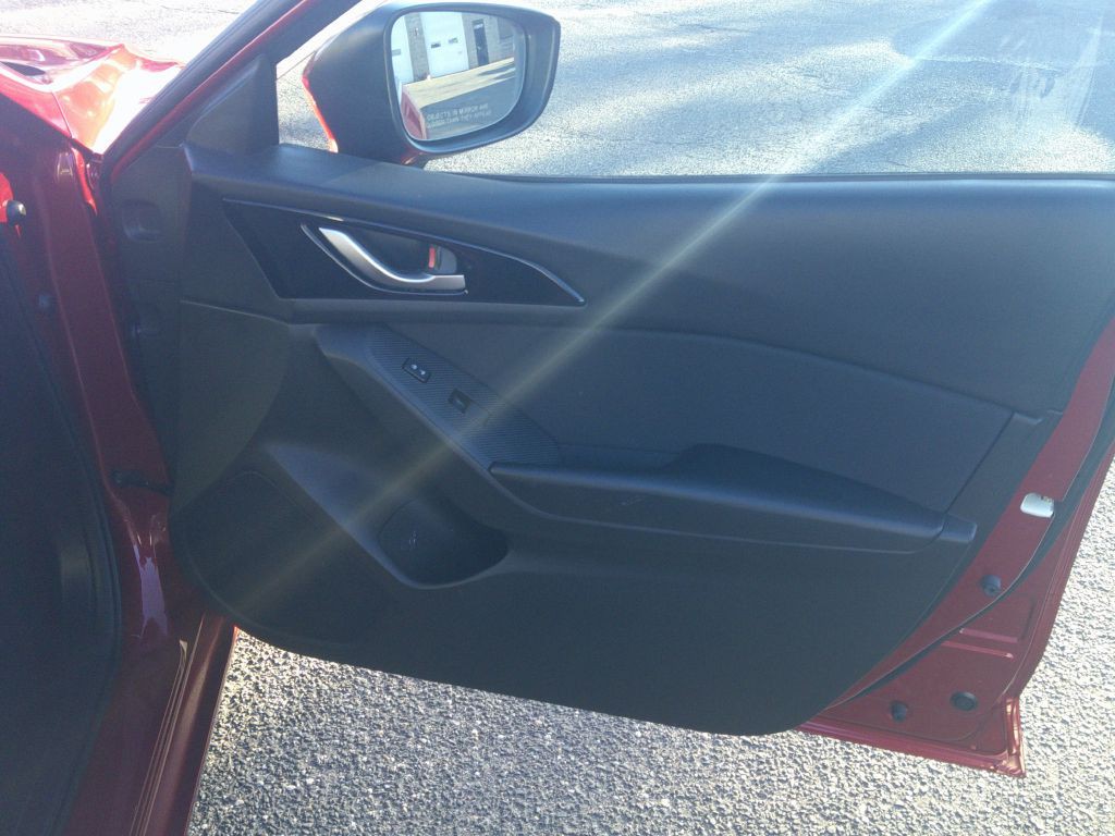2016 Mazda Mazda3 Image 9