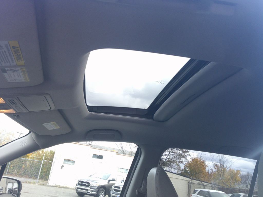 2016 Honda Pilot Image 8