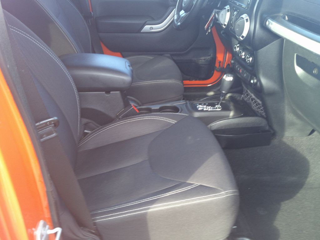 2015 Jeep Wrangler Unlimited Image 8