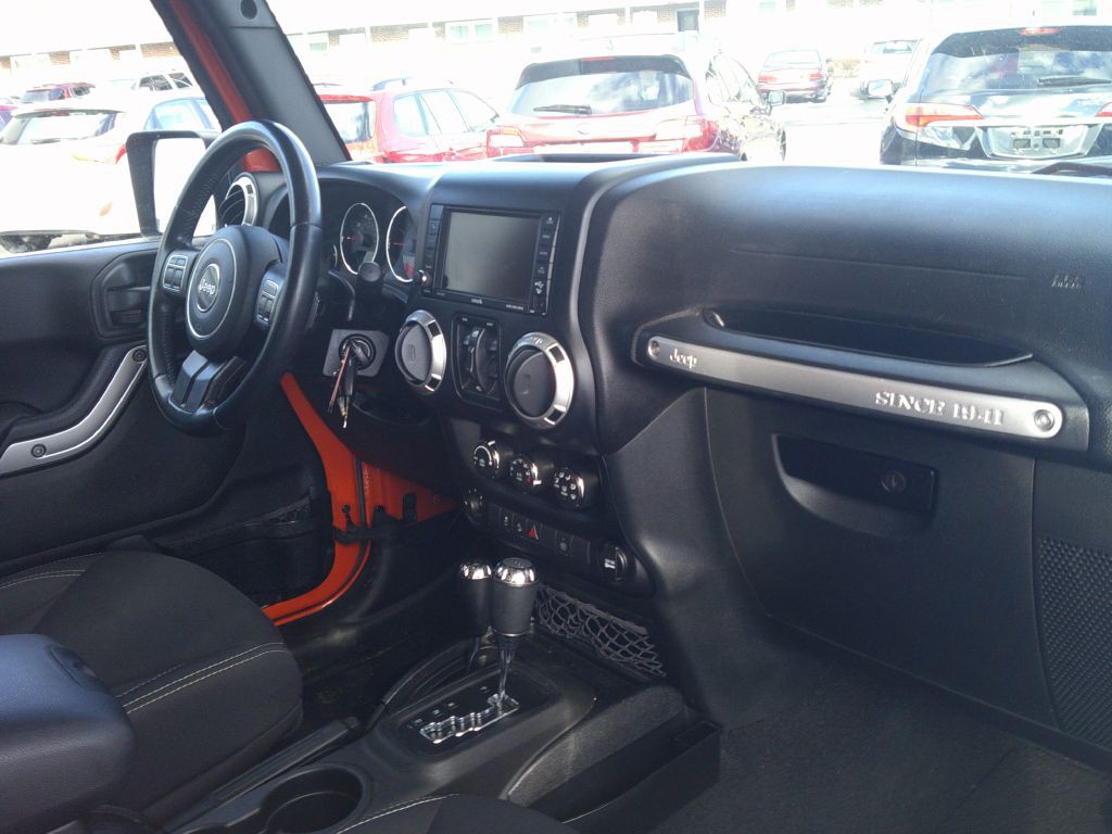 2015 Jeep Wrangler Unlimited Image 9