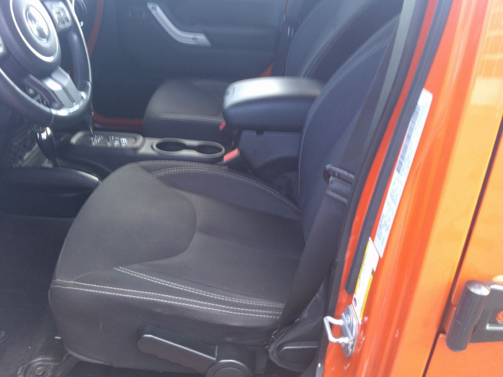 2015 Jeep Wrangler Unlimited Image 11