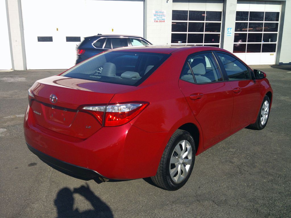 2015 Toyota Corolla Image 4