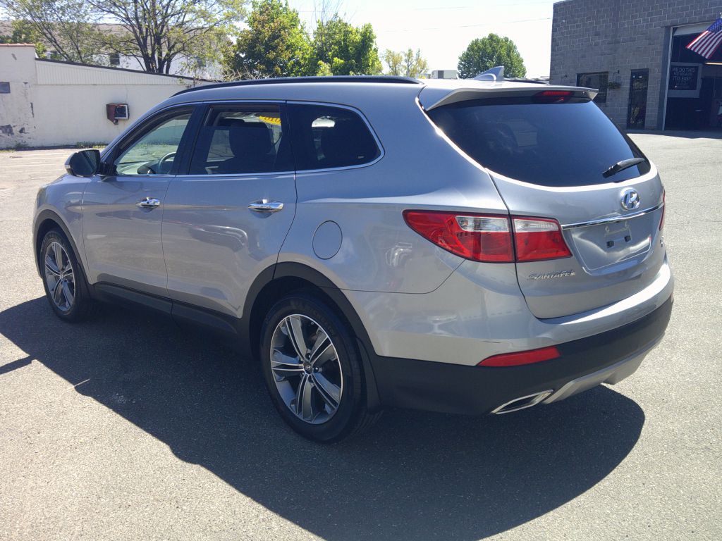 2016 Hyundai Santa Fe Image 5