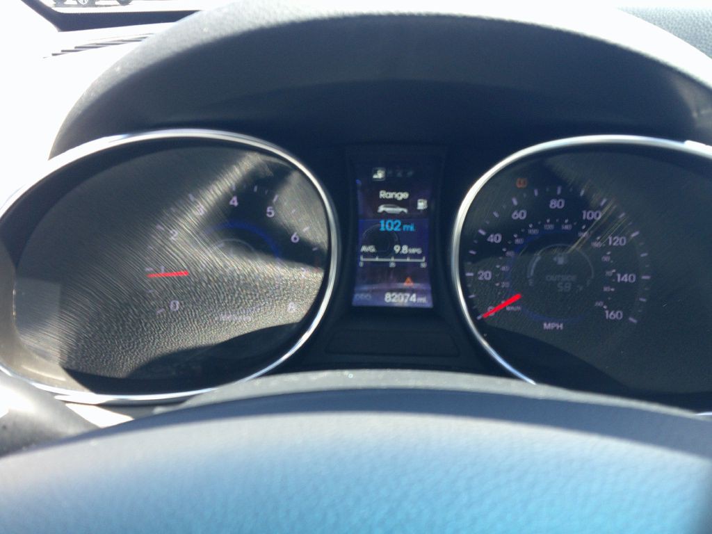 2016 Hyundai Santa Fe Image 15