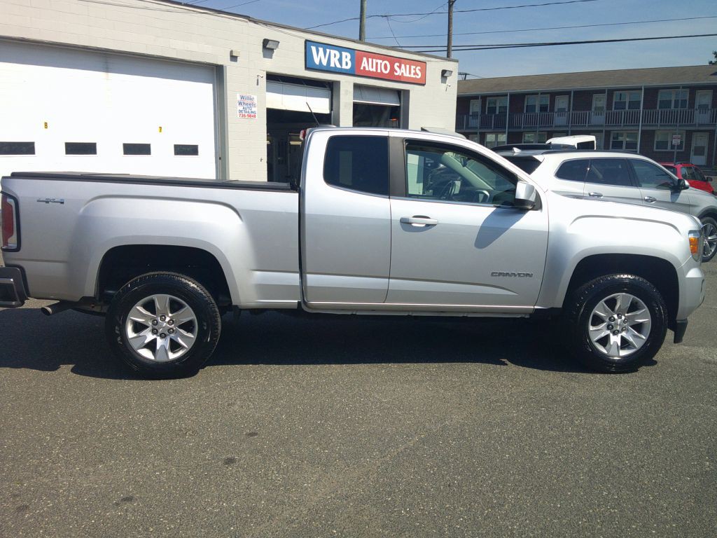 2017 GMC Canyon Image 8