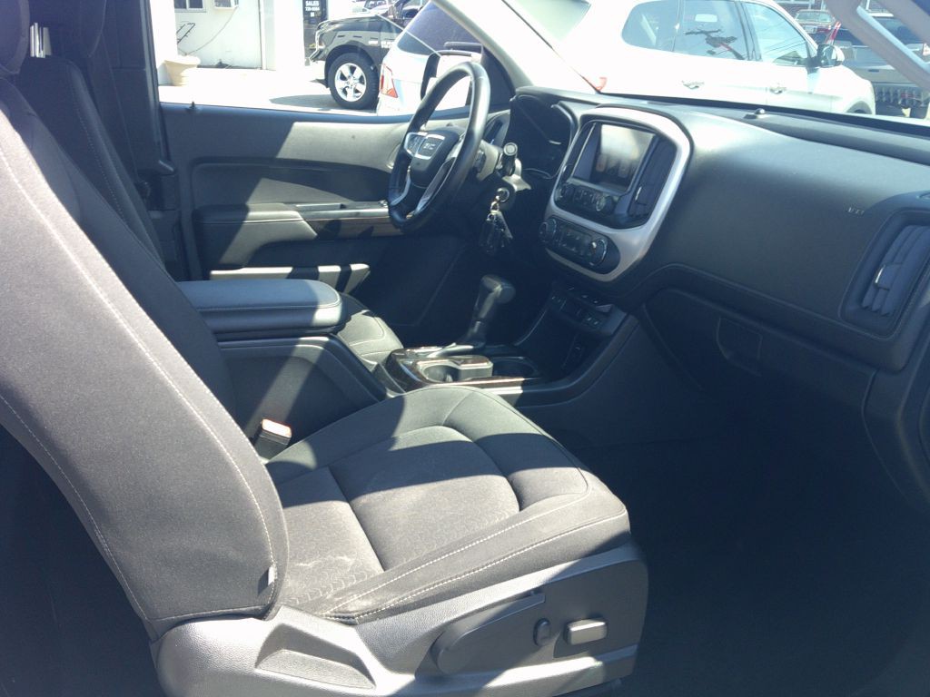 2017 GMC Canyon Image 10