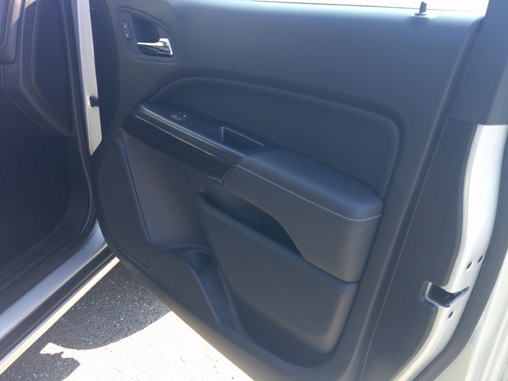2017 GMC Canyon Image 12