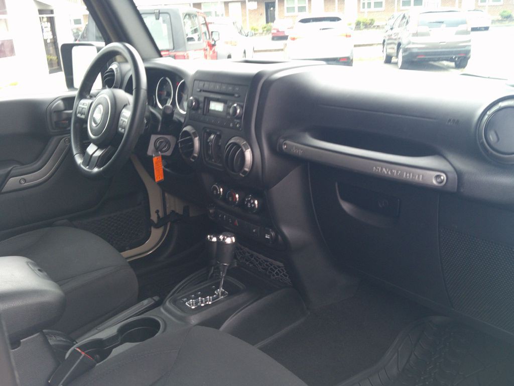 2017 Jeep Wrangler Unlimited Image 10