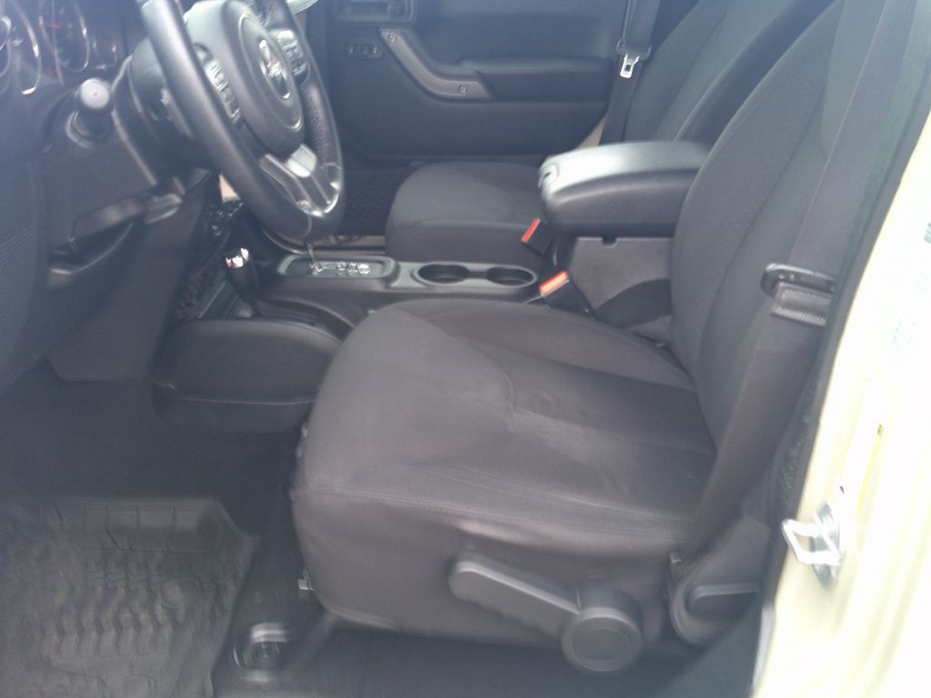 2017 Jeep Wrangler Unlimited Image 15